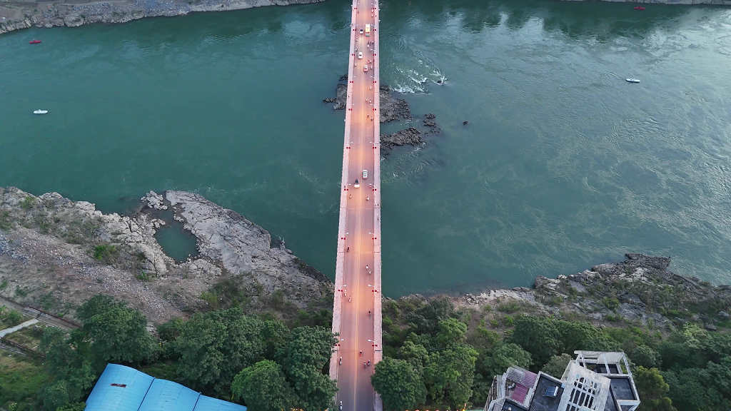 ��������������