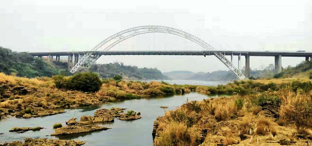 ��������������