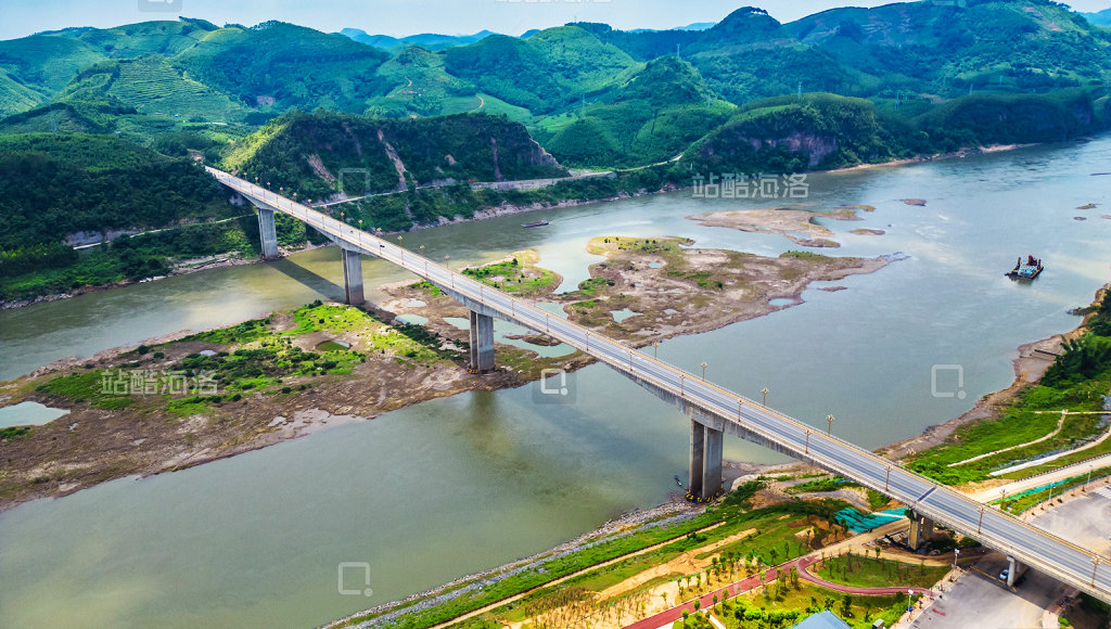 ���������������ݶ���