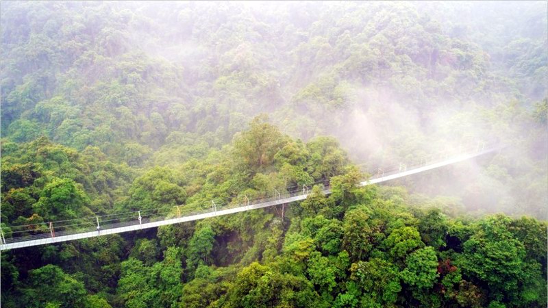 融水县双龙沟景区玻璃桥