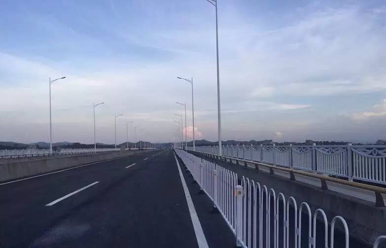 ��������������